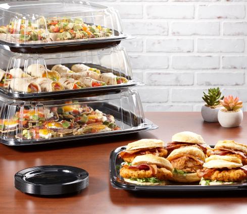 Black 18” UltraStack® Square Platter with Clear 3” Dome Lid