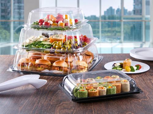 Black 8" x 11" UltraStack® Rectangle Platter with Clear 2" Dome Lid