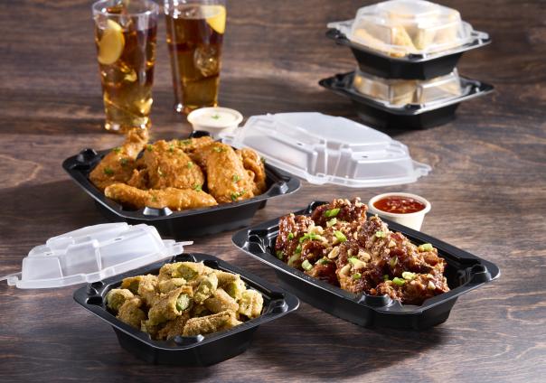 Clear PP Twist & Crispy™ Dome Lid for Black PP 6"x9" Rectangle Container