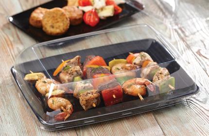 Black PP 8" x 11" Mozaïk® Rectangle Platter with Clear High Dome Lid
