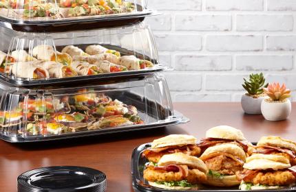 Black 18” UltraStack® Square Platter with Clear 3” Dome Lid