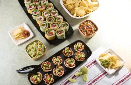 Black PP 6.5" x 17.5" Mozaïk® Rectangle Platter 