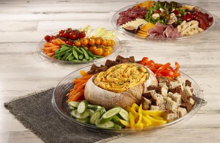 Clear 18” Onyx Round Platter with Clear High Dome Lid