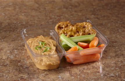 Clear 19.5 oz. Two-Compartment Medium Snack Box (11.5-8 oz.)